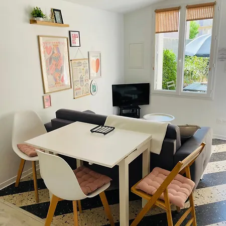 Maisonnette Climatisee Refaite A Neuf Avec Parking A 300m De La * Le Grau-dʼAgde