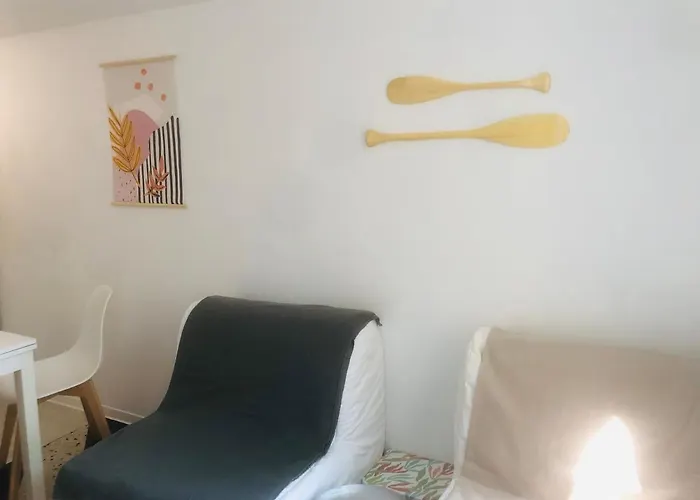 Дом отдыха Maisonnette Climatisee Refaite A Neuf Avec Parking A 300m De La *